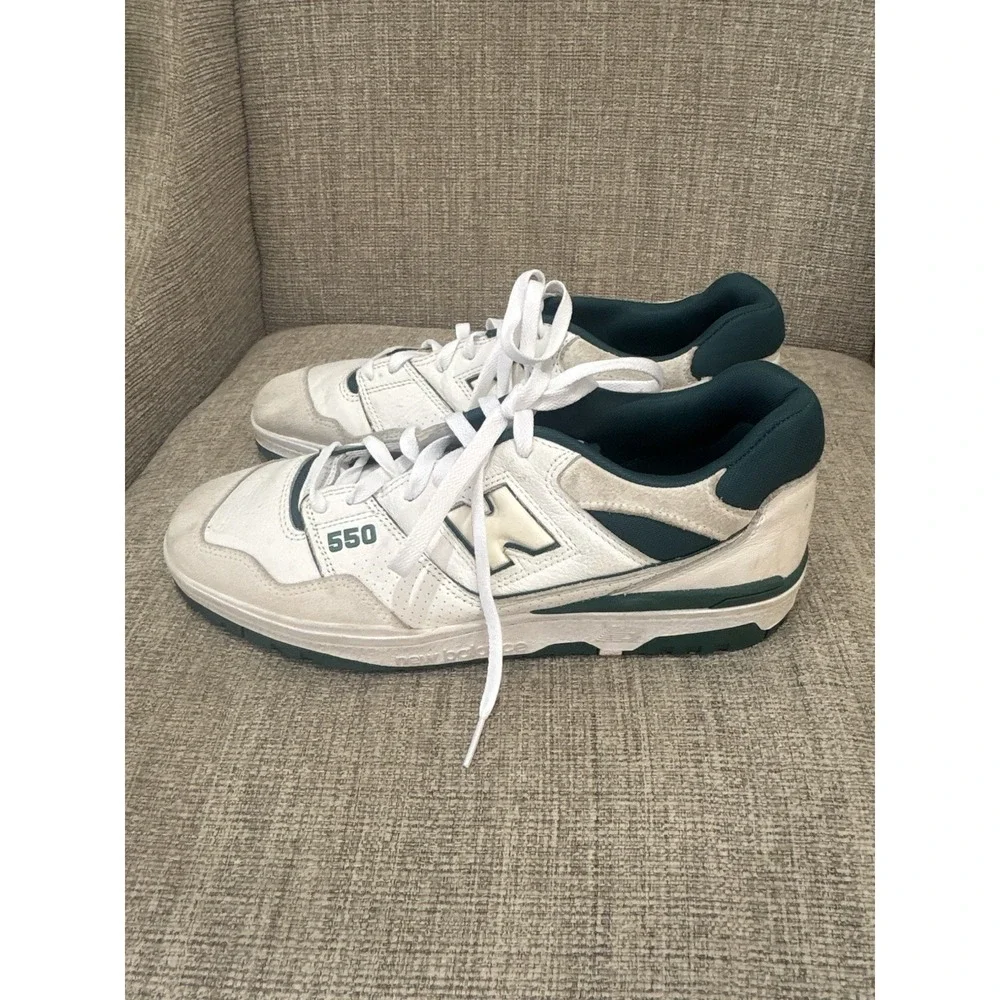 New Balance 550 White/Green Men's‎ 13/ Women's 14.5
